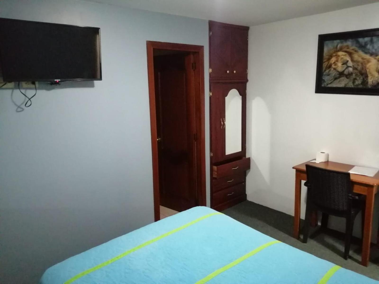 Hostal Pucará Loja Esterno foto