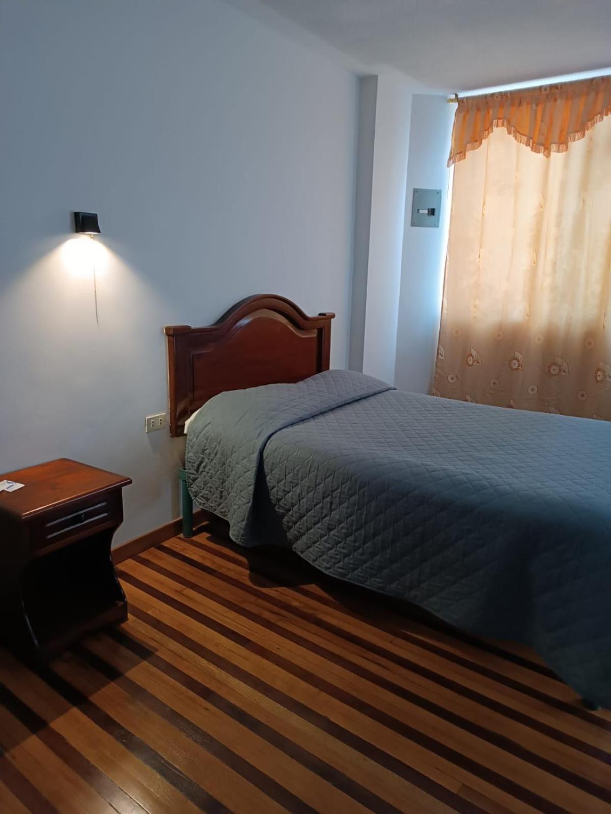 Hostal Pucará Loja Esterno foto