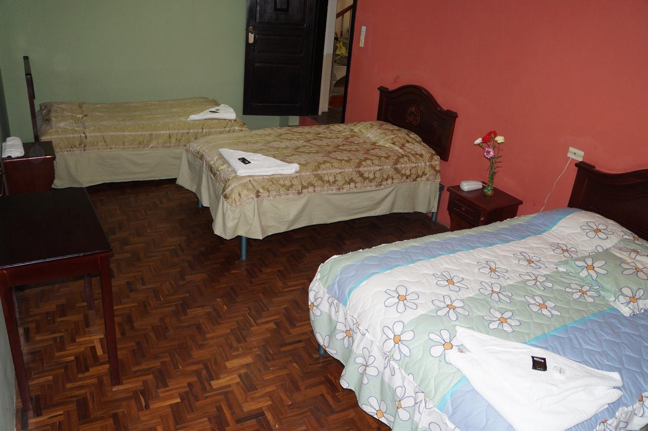 Hostal Pucará Loja Esterno foto