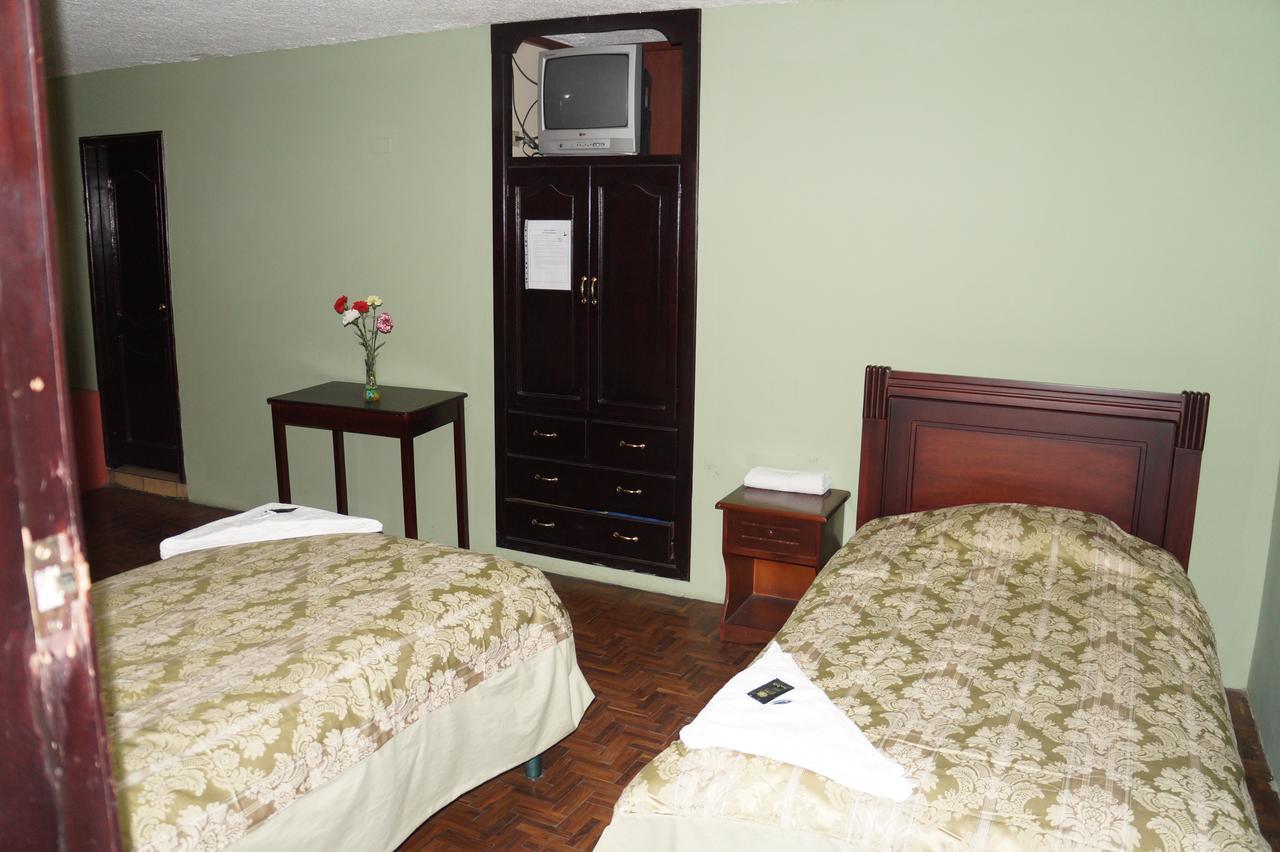 Hostal Pucará Loja Esterno foto