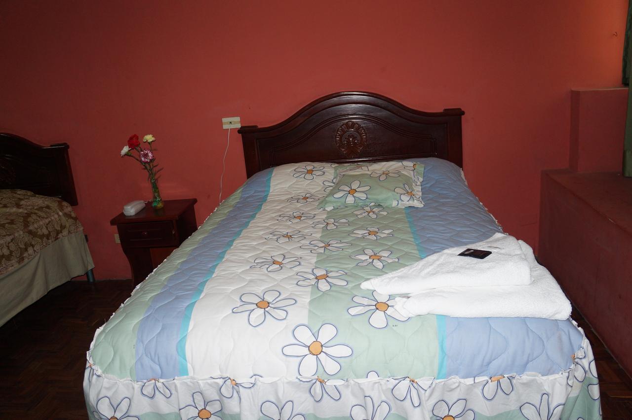 Hostal Pucará Loja Esterno foto