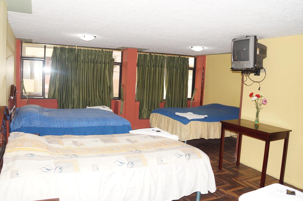 Hostal Pucará Loja Esterno foto