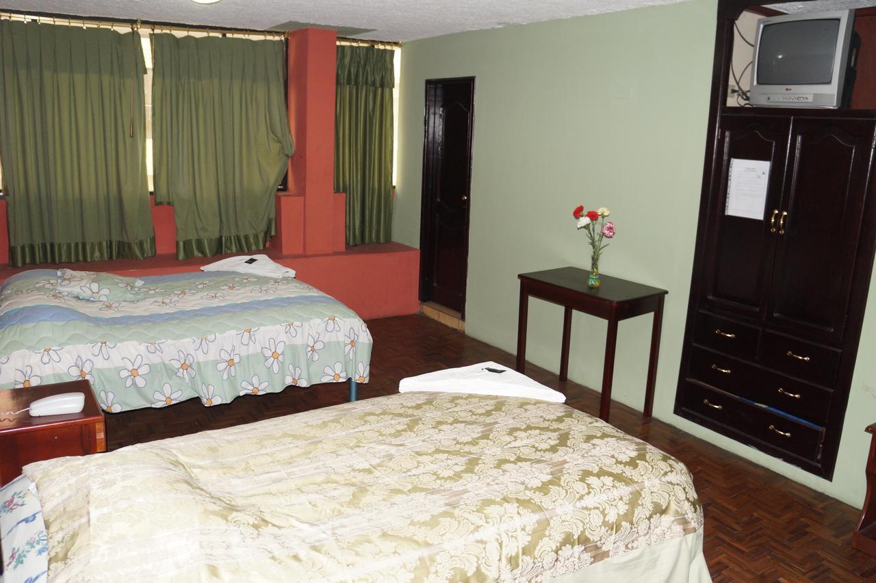 Hostal Pucará Loja Esterno foto